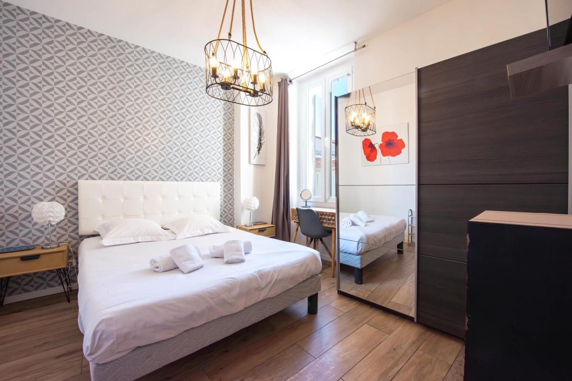 Downtown Walk To Beaches And Croisette Apartamento Cannes