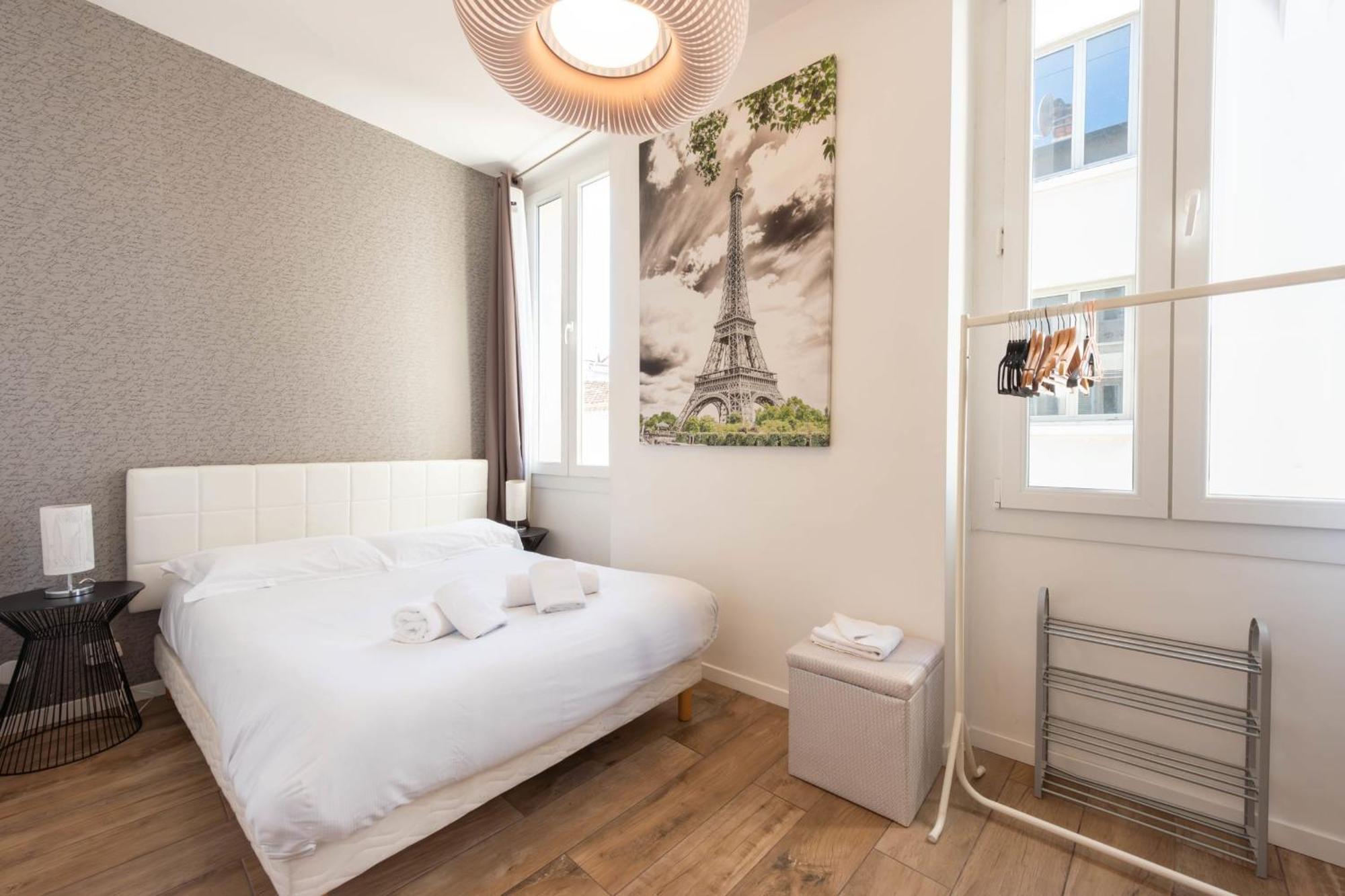 Downtown Walk To Beaches And Croisette Apartamento *